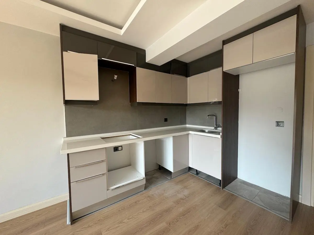 Fitted kitchen